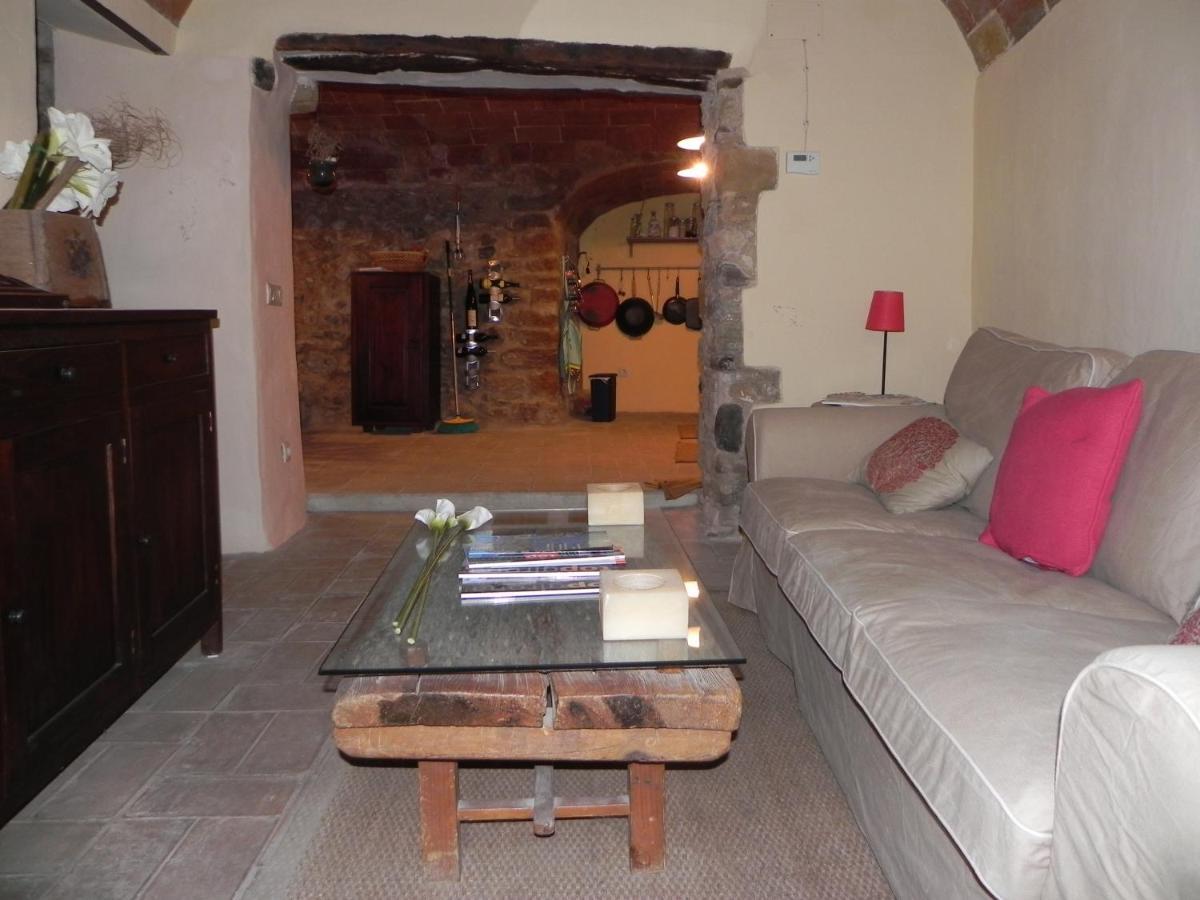 Baix Emporda. Increible Casa En Pueblo Medieval Cruilles Екстер'єр фото
